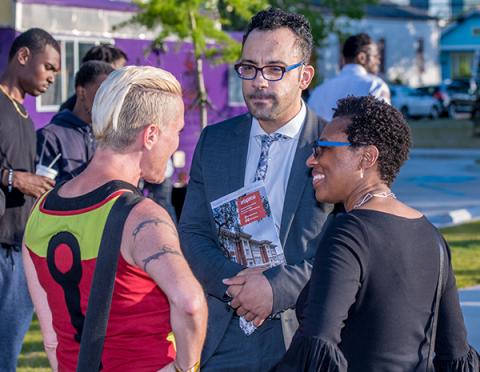regina-smith-bell-school.jpg Arts & Culture Program Managing Director Regina Smith (right) speaks with Osh Ghanimah, founder and CEO of Broadway for All, and Caitlin Strokosch, president and CEO of National Performance Network/Visual Artists Newtork, during a visit to the Bell School campus.