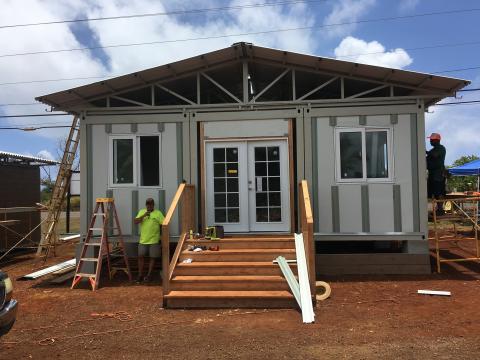 tinyhome_hawaii.jpg tinyhome_hawaii.jpg