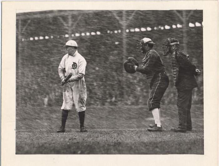 The Tigers’ Davy Jones at bat on a snowy Opening Day 