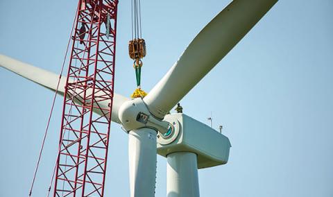 wind turbine, an example of clean energy 