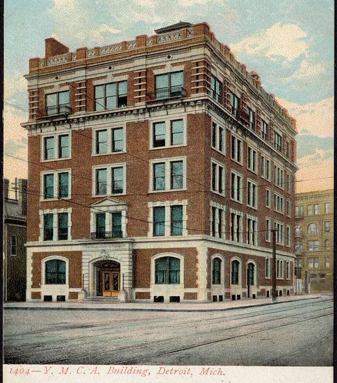 A vintage postcard of a 5-stroy Detroit YMCA building. 